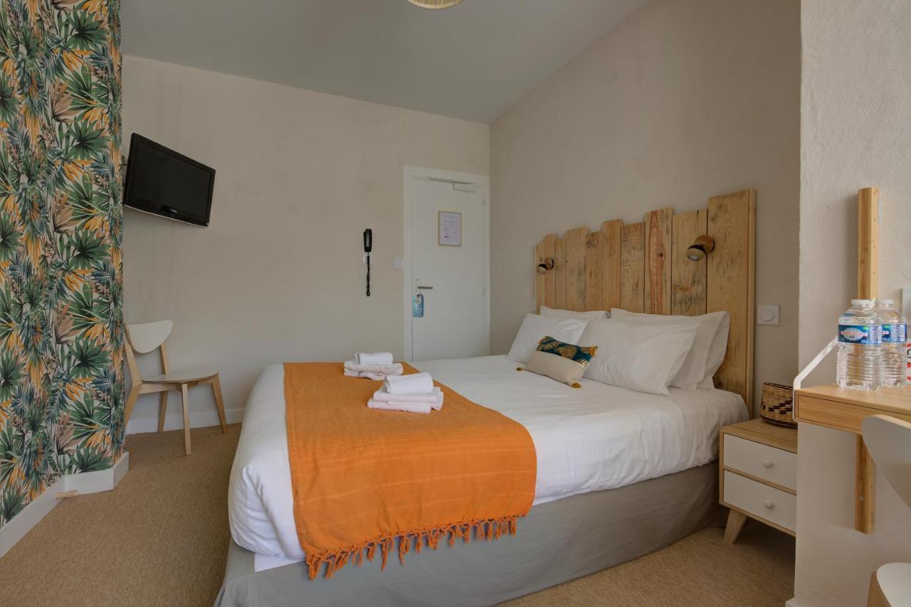 Beach Hotel - Le Grand Chalet รงซี-เลส์-แบ็งส์ ภายนอก รูปภาพ