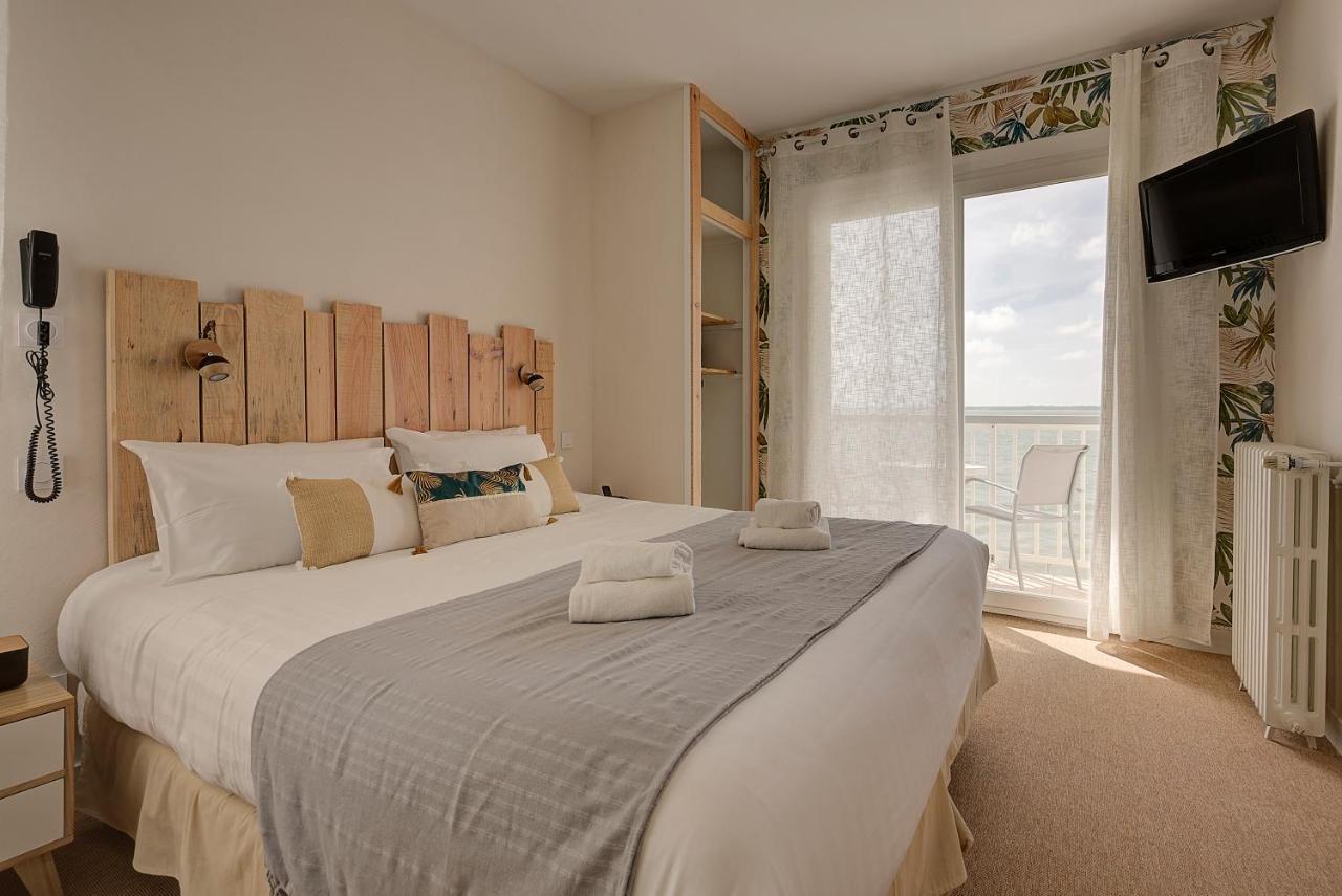 Beach Hotel - Le Grand Chalet รงซี-เลส์-แบ็งส์ ภายนอก รูปภาพ