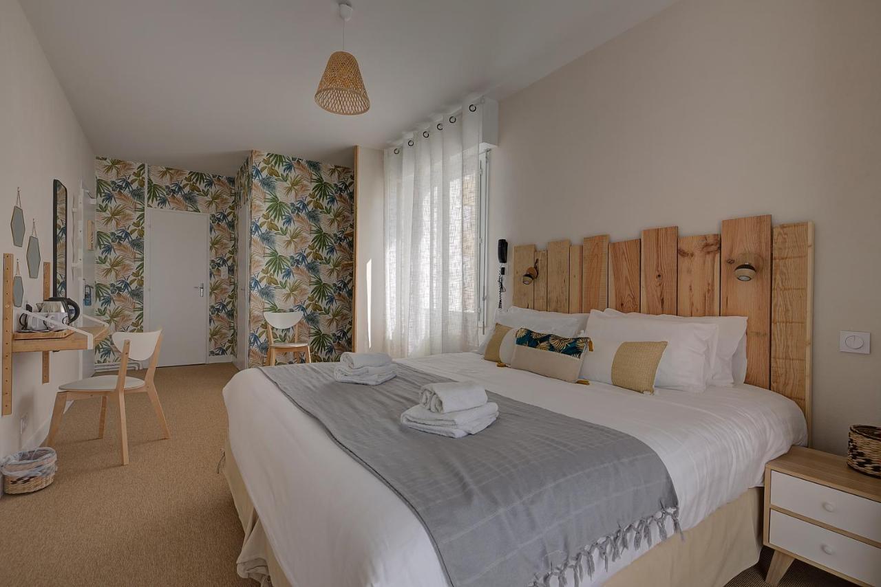 Beach Hotel - Le Grand Chalet รงซี-เลส์-แบ็งส์ ภายนอก รูปภาพ