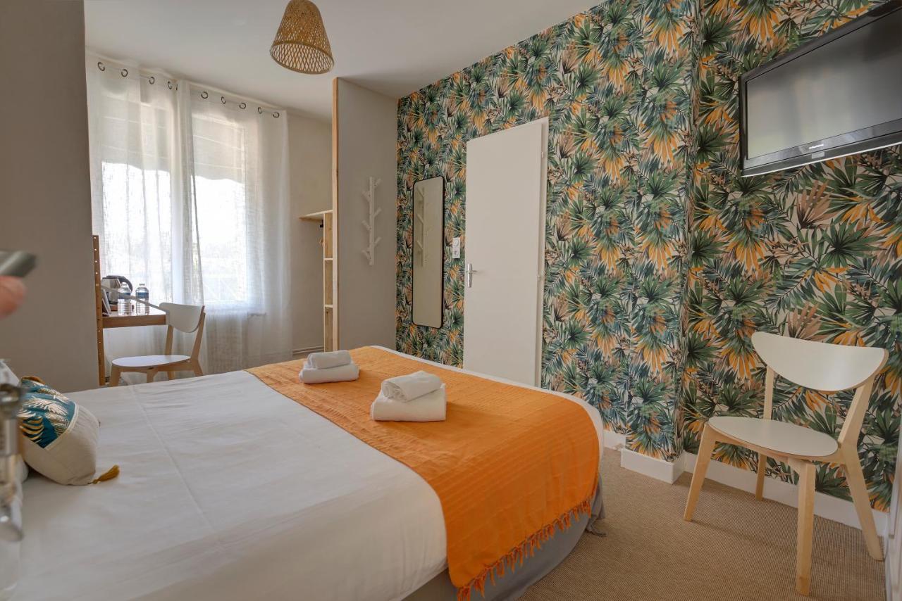 Beach Hotel - Le Grand Chalet รงซี-เลส์-แบ็งส์ ภายนอก รูปภาพ