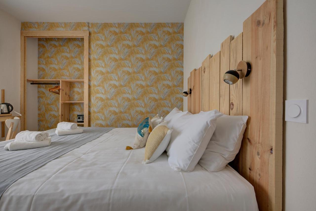 Beach Hotel - Le Grand Chalet รงซี-เลส์-แบ็งส์ ภายนอก รูปภาพ